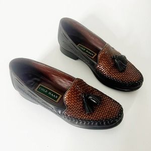 90s COLE HAAN Black and Brown Woven Leather Tassel Loafers | 8.5